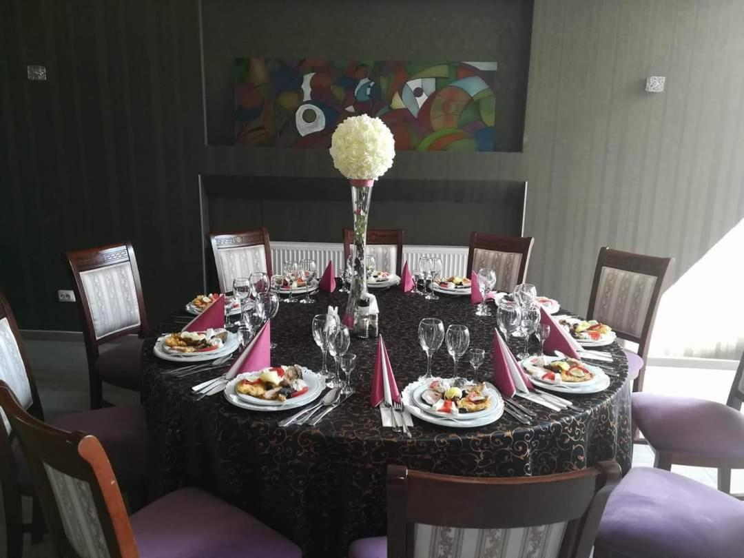Casa Achim Hotel Baia Mare Bagian luar foto