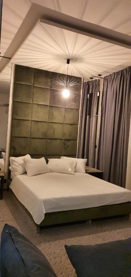 Casa Achim Hotel Baia Mare Bagian luar foto